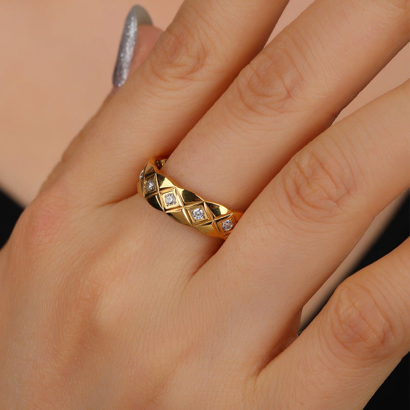 Woven Memory | Textured Band