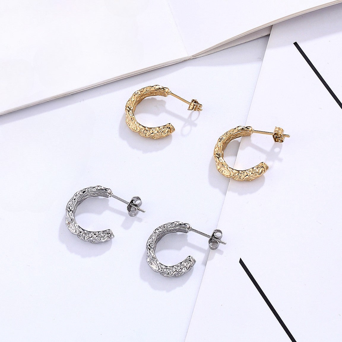 Minimal Lava C-Shape Stud Earrings