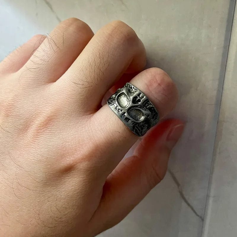 Viking ring "Defy destiny"