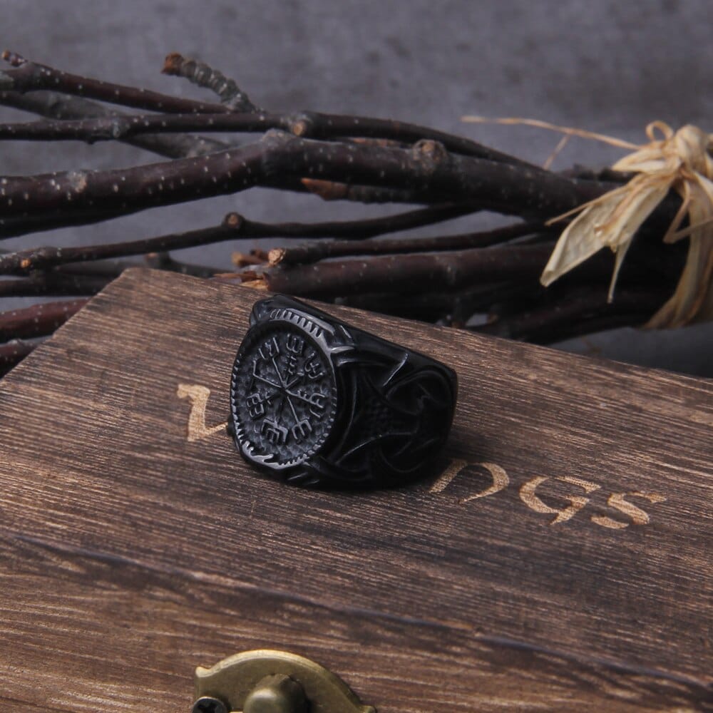 Vikings Ring - Dark Destination