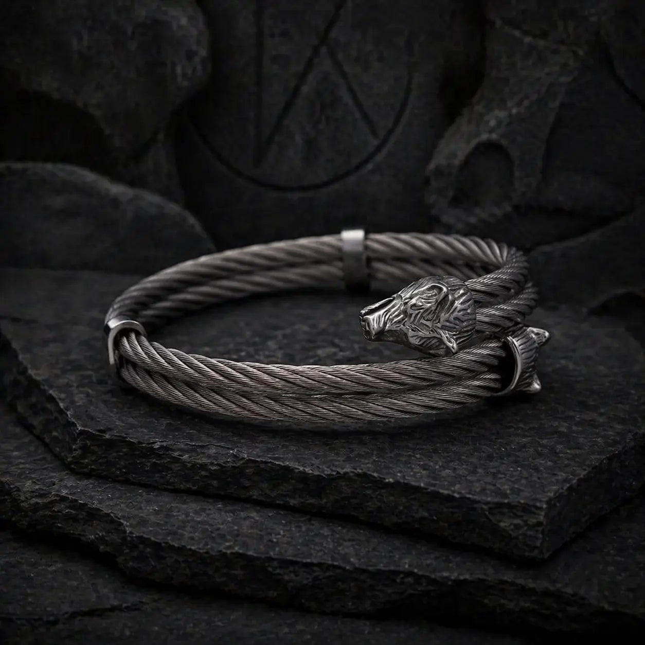 Viking Bracelet "Broken Chains"