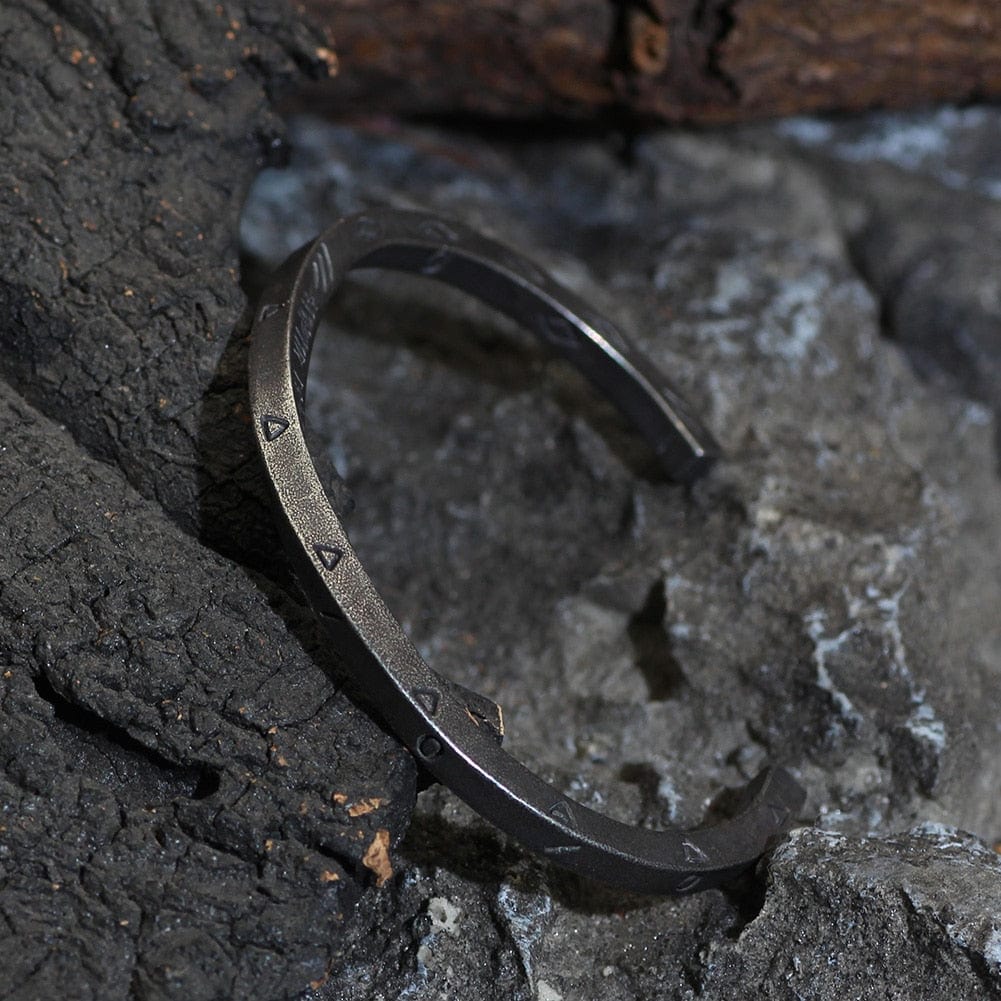 Viking Bracelet Power of the Runes