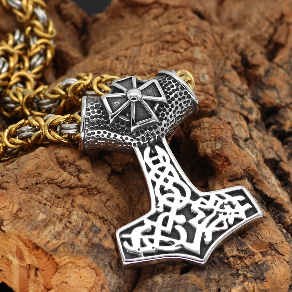 Mjolnir Bravery Necklace Ornamented