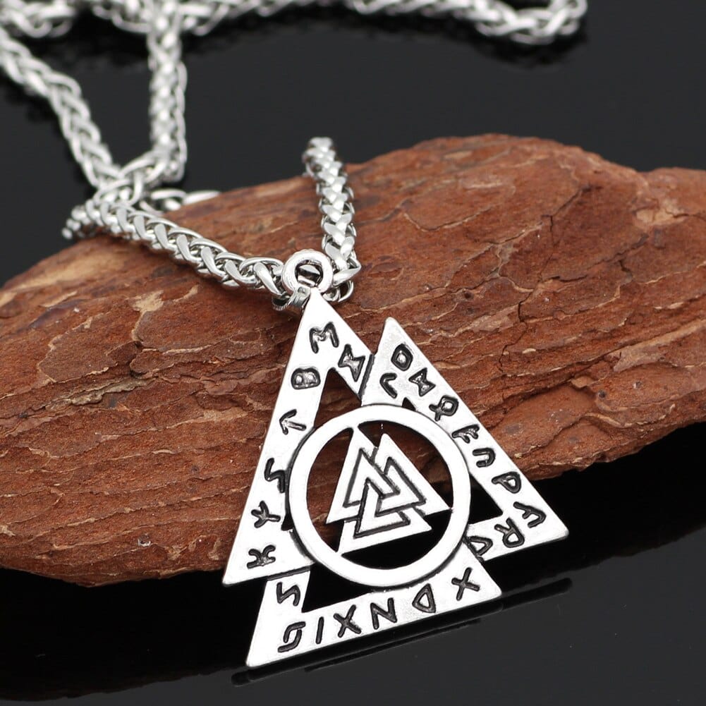Interlocked Valknut Necklace