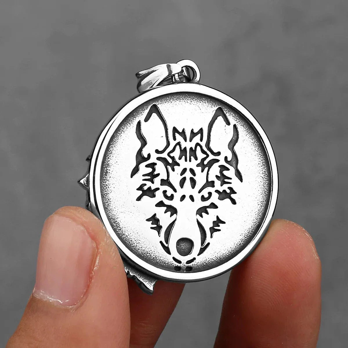 Viking Necklace "The Awakening of the Wolf"