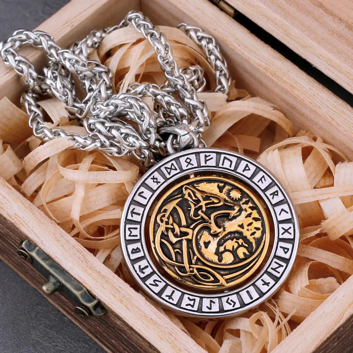 Viking Era Pendant - Wolf's Roar